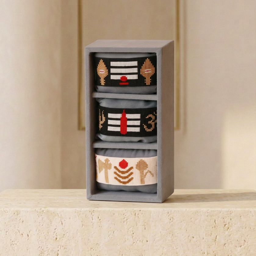 Three-piece tray square luxury banner