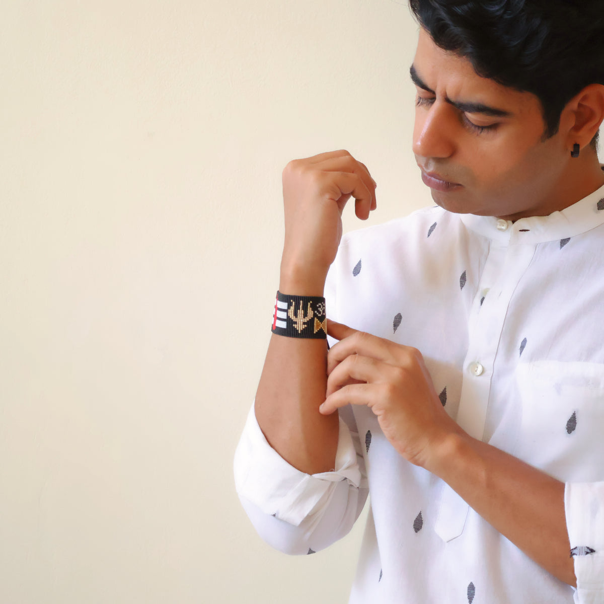Shiva Majestic Bracelet - Om & Damru