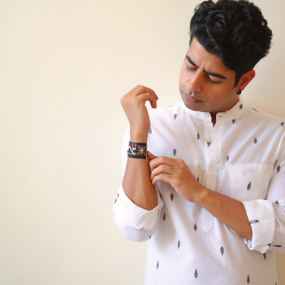 Ram Majestic Bracelet - Dual Sun - Tan